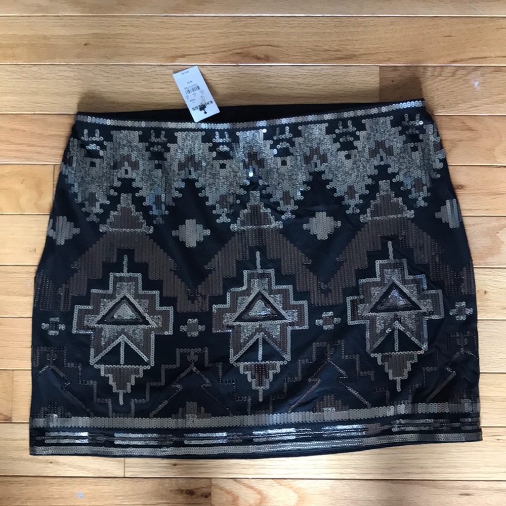 Express mini skirt